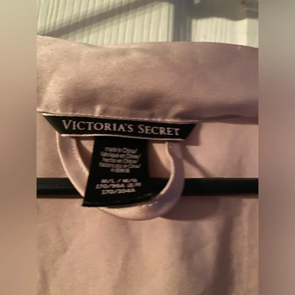 Victoria’s Secret Robe Size M/L - Picture 3 of 3